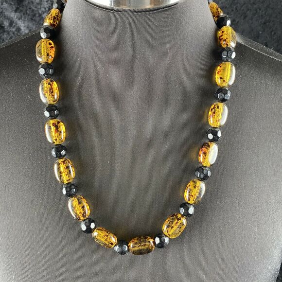 Vintage MCM Women Oval Amber Tortoise Shell Lucite & Black Beaded 24 in Necklace - Picture 1 of 7